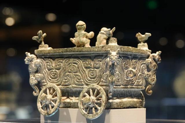 一眼千年，北京保利艺术博物馆笔记，原来端庄的青铜也如此有趣