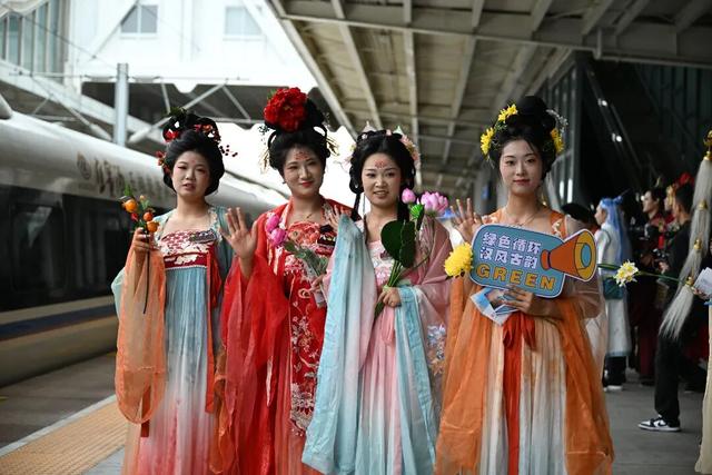 汉中文旅“放大招” 花式宠客 盛礼迎宾