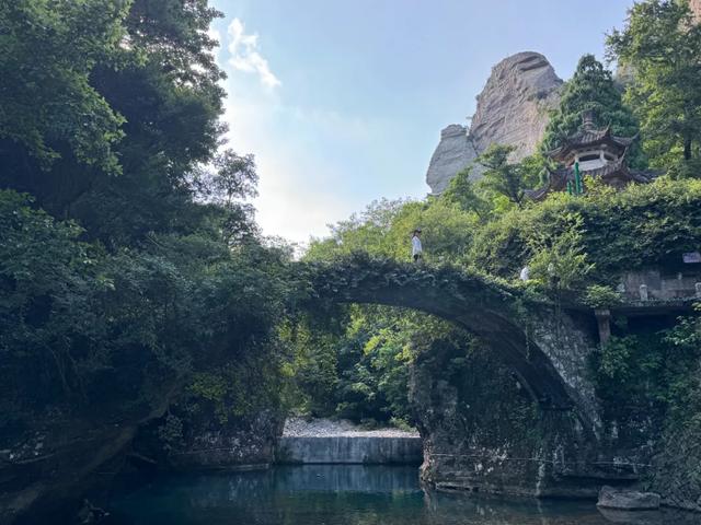 徒步三山五岳：浙江雁荡山！