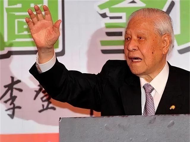 揭秘：李登辉曾是中共地下党员，1988年李敖找到其叛卖革命的证据