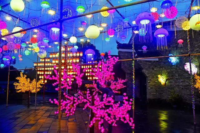 桂林：首届非遗千灯游园，光影艺术璀璨盛宴！