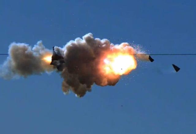中美日激光武器射程差距太大：美8000米、日1200米，中国是多少？