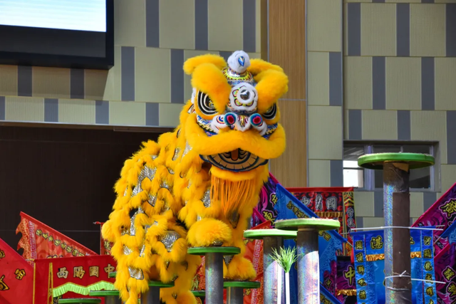 追海豚、赏海景、吃美食…湛江手信冰箱贴带您「玩转湛江」！