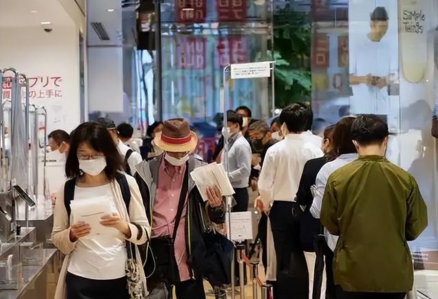 好言难劝该死的鬼？赴日旅游警示下，执意飞日本的国人到底图啥