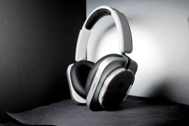 Nothing Headphone (1) 无线降噪头戴耳机体验 - TDS REVIEW