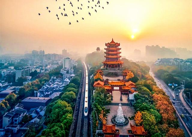 武汉三镇中汉阳铁定排第三，最有名气的到底是武昌还是汉口呢？