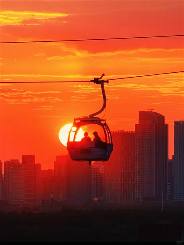 上演梦幻童话！哈尔滨江上城堡开启“奇幻季”