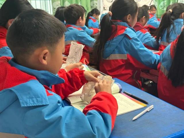 三年换来夺命刀？26刀捅死女同学判无期？“未成年	”成免死金牌？