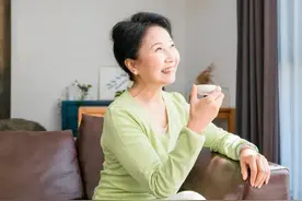 原来女性50岁退休后，还有这么多工作可以做图片