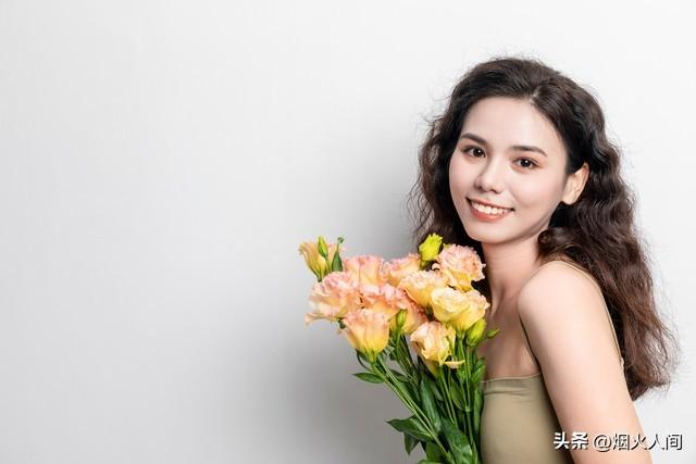 女人正不正经一眼便知：不正经的女人	，多半都有这6个特征！