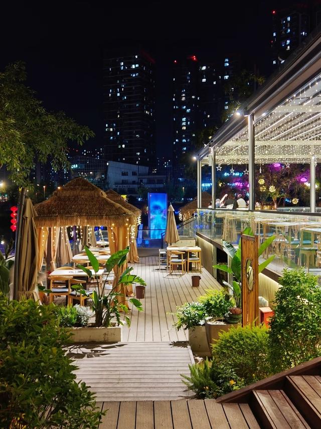 成都又一湿地公园走红！人少景美堪称 “台湾小垦丁”，门票全免费