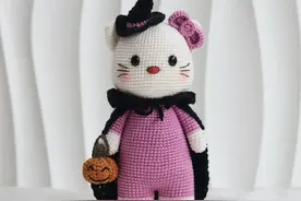 钩针图解：万圣节的kitty猫图片