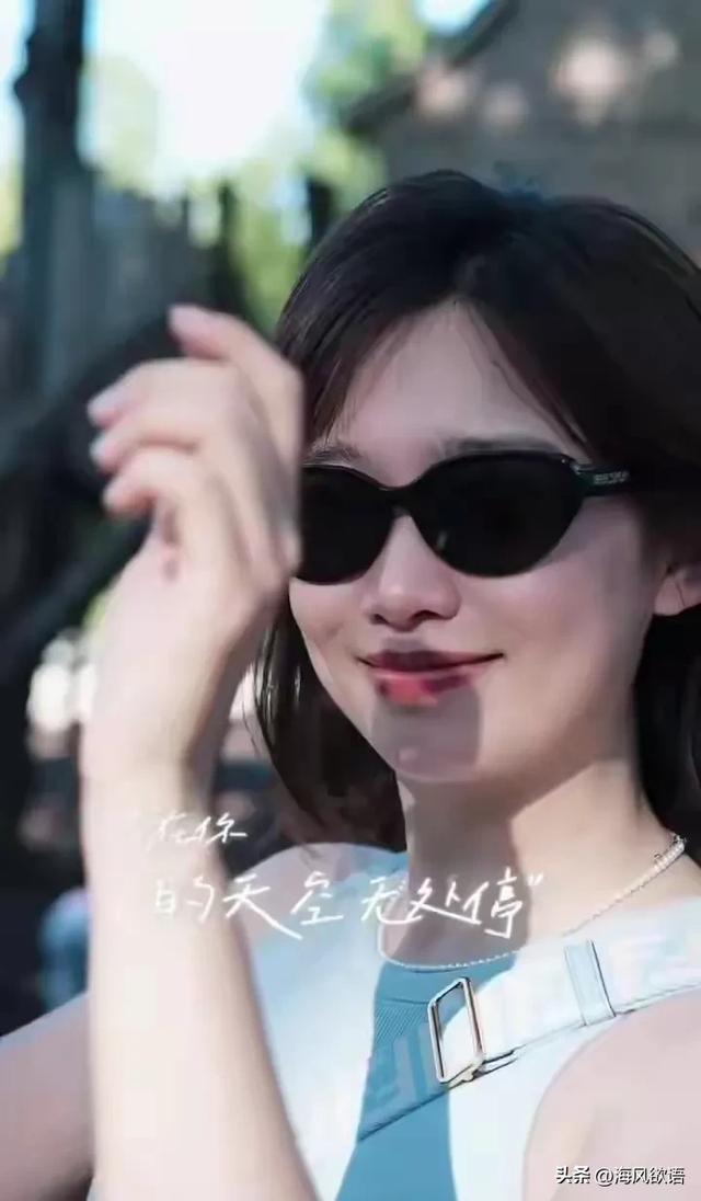 李七月周末带娃逛北京宝地,娃玩到不想走,喝奶茶的样子暖到心化