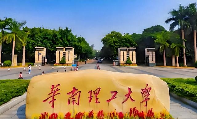 男子曝31岁妻子出轨后续，聊天记录太炸裂，女方照片流出，很漂亮
