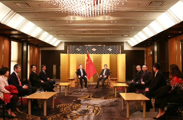 打破传统了，中国首次缺席	，高市内阁抗议无效，解放军通告东南亚