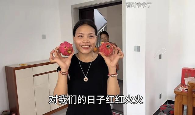 拆迁带来家庭矛盾?老挝媳妇程程的生活更上一层楼?