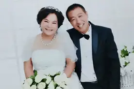 50岁大妈不顾儿女反对，执意为小男友生3胎，扬言北京4套房养得起图片
