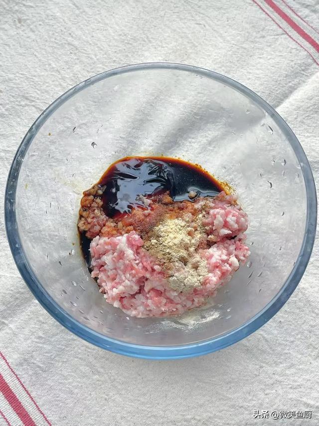 立秋吃饺子，一定要吃这馅，散寒除湿，温补脾胃，鲜嫩多汁太香了