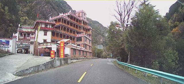 2024深秋四川行09 塔公草原-丹巴中路藏寨-金川县