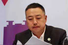 定了！刘国梁官宣：2025年世乒赛落户多哈，鹰眼技术保障公平！图片