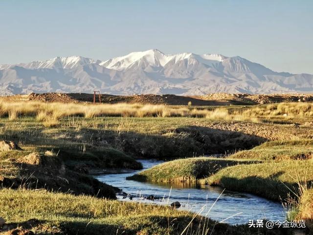 面积堪比海南却仅1万人！甘肃这座"废墟秘境"，美到让人不敢呼吸