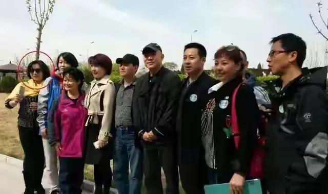 黄秋燕近况曝光！二婚后幸福，俩女儿回北京工作，对李连杰已释然