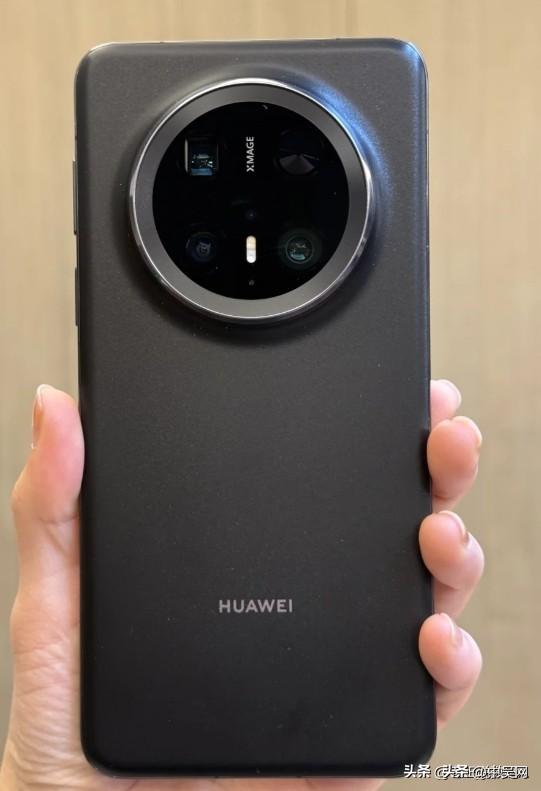 ​​同样是5499元，苹果16 Pro和华为Mate 70 Pro该怎么选？