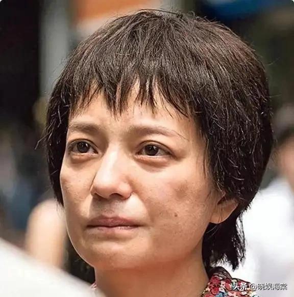 再难翻身 ! 封杀4年后，49岁赵薇近照曝光，事业婚姻全凉，星气已无