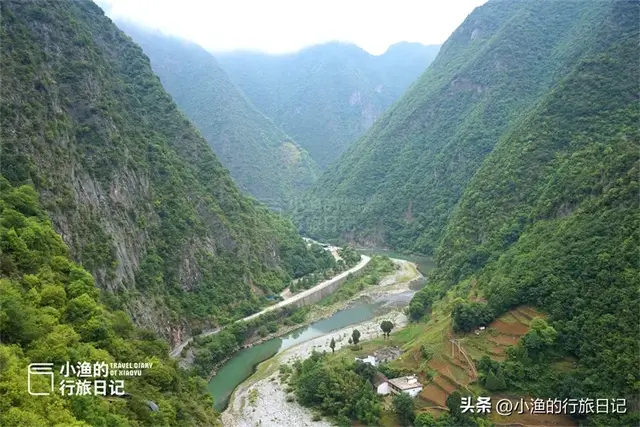 陕南有条“黄金水道”，霸占秦岭一半的美！还藏着西北最大溶洞！