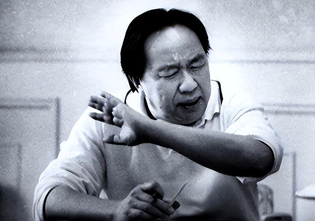 国家出手擒下的4名华人首富，看看他们干的事，根本不值得饶恕！