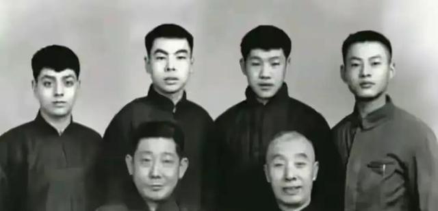 姜昆弟子刘惠：李金斗老师在北京相声圈，是一个承上启下的小核心