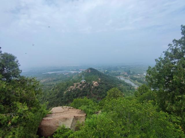 莱芜华山永宁崮,摩崖石刻修仙渡劫,呼翕天地