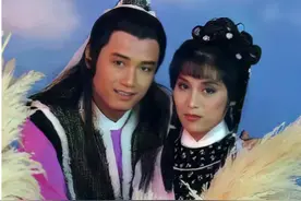 重温《射雕》，穆念慈为何能拿下心狠手辣的杨康，你看她做了什么图片