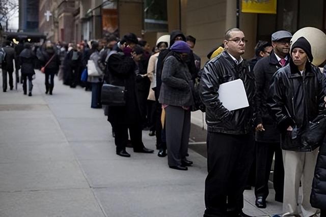 美联储年内第三次降息25个基点，但降息减速	，对普通人有何影响？