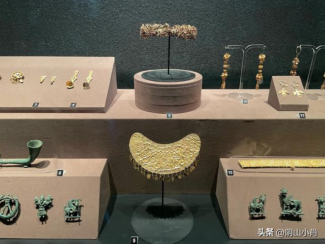 参观内蒙古博物院新馆