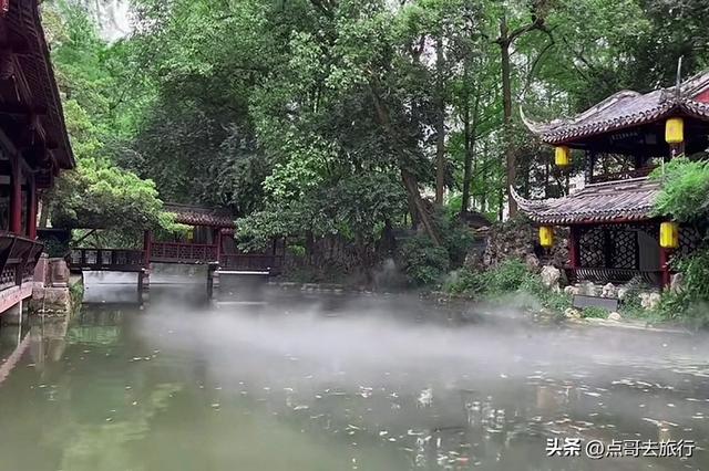 成都清凉避暑胜地，千年前就已闻名，风景如仙境，地铁公交直达！