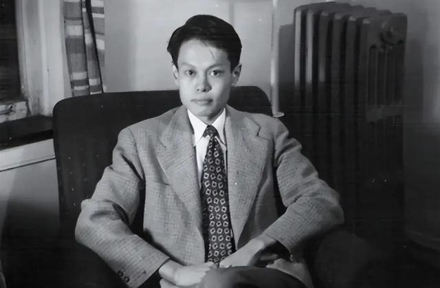 杨振宁离世仅2天，令人担心的事发生	，原来翁帆一个字都没说错！