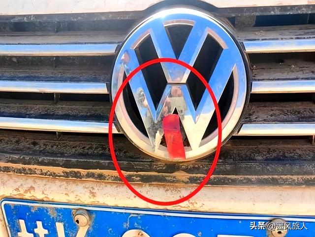 闹大了！广西青海失踪男后续，惊现陌生人遮挡风玻璃，摄像头被遮