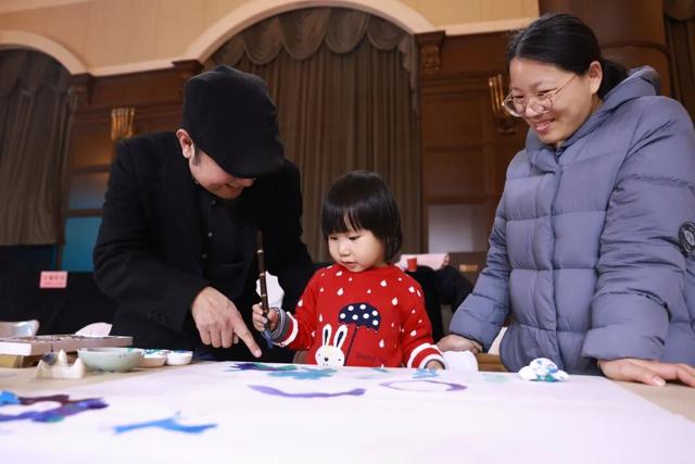 艺术跨年 全民共创 第十届中国北京国际美术双年展跨年活动在北京展览馆举办