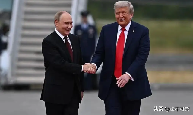 俄罗斯乐坏了，普京几十年都没做到的事，特朗普上台一年就干成了