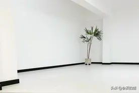 踢脚线哪种材质最好？对比5种踢脚线材料后，终于明白怎么选！图片