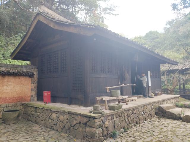 2025秋游：严子陵钓台 . 黄公望隐居地