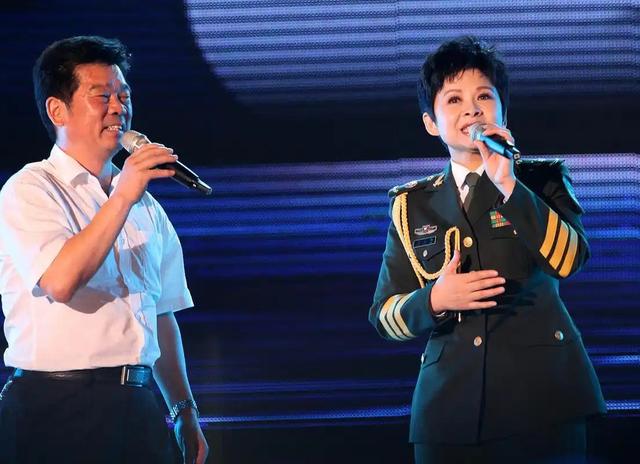63岁董文华不再沉默，揭露当年被“封杀”原因，原来我们错怪她了