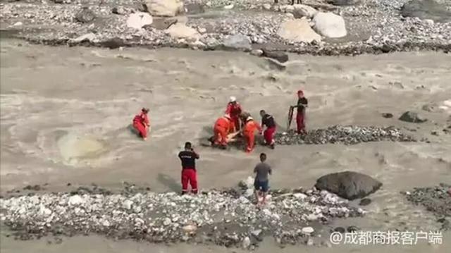 川西母亲明彩遗体寻获！冲20公里泡8天，水势湍急难打捞
