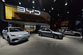 比亚迪：5.98万价格，30周年限定款来了！图片