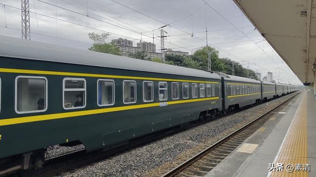 老式火车的时光慢旅