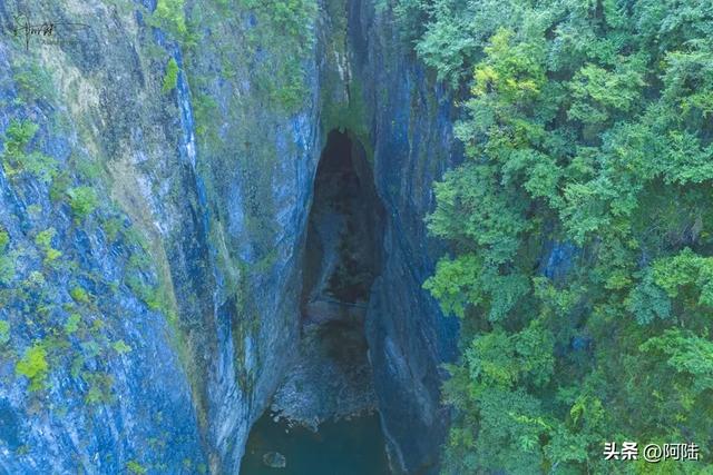 铜仁天生桥已成神秘景点,因为被电站、大坝和水库轮流遮挡
