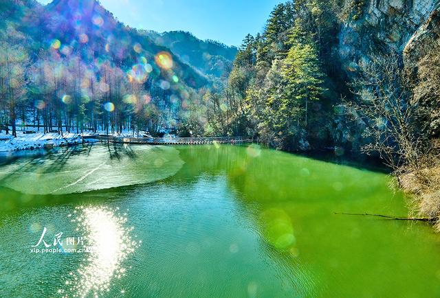 神农架第一站 神农天池的森林氧吧之旅