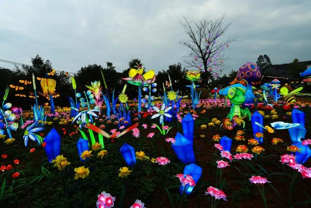 桂林：首届非遗千灯游园，光影艺术璀璨盛宴！