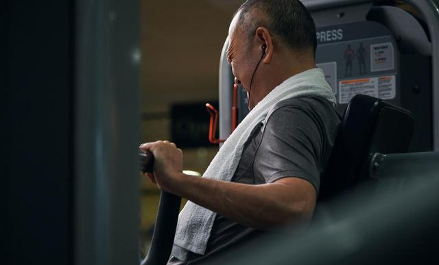 把“每天走够六千步”当成护身符的人，今年可能要重新打卡	。